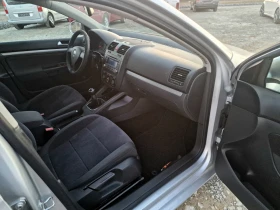 VW Jetta 1.6 MPI* УНИКАТ, снимка 9