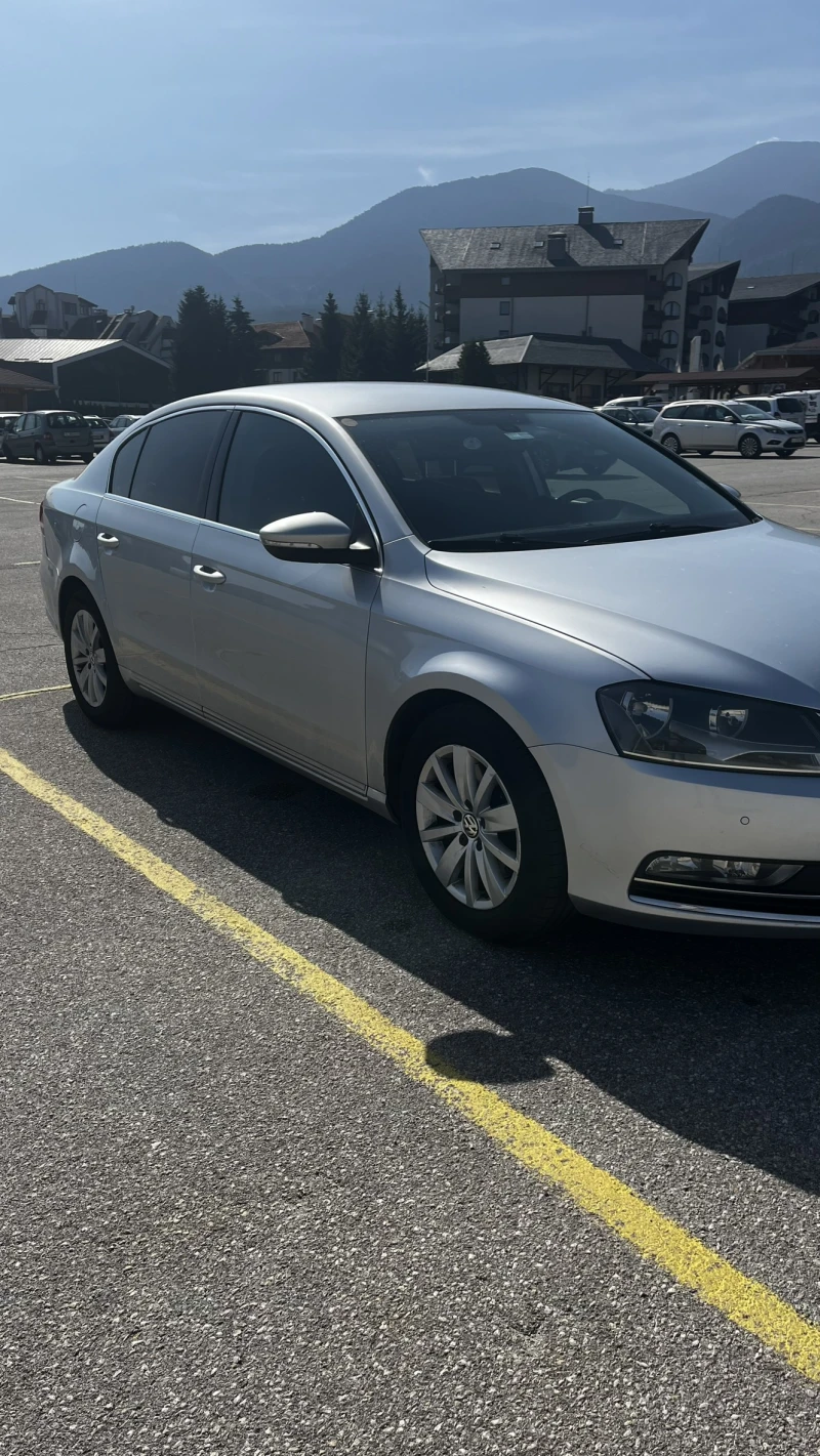 VW Passat, снимка 12 - Автомобили и джипове - 47221399