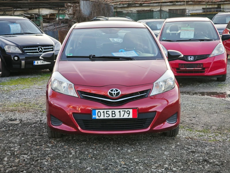 Toyota Yaris 1.3-Навигация, снимка 1 - Автомобили и джипове - 48257580