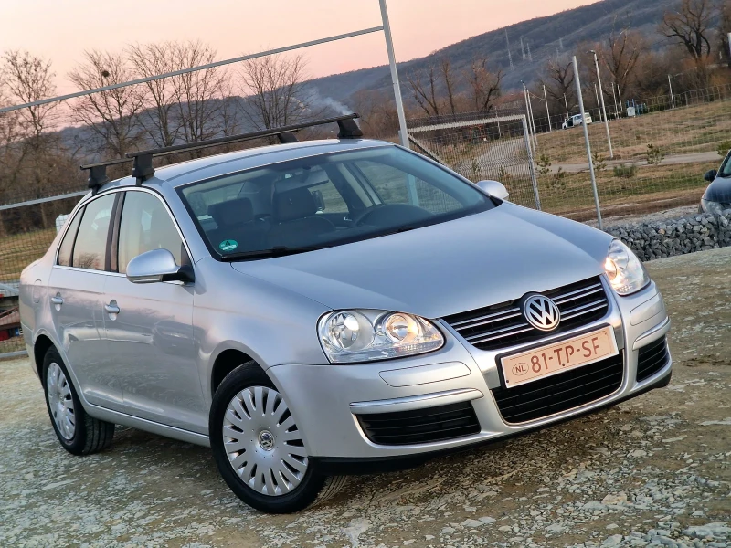 VW Jetta 1.6 MPI* УНИКАТ, снимка 3 - Автомобили и джипове - 49454262