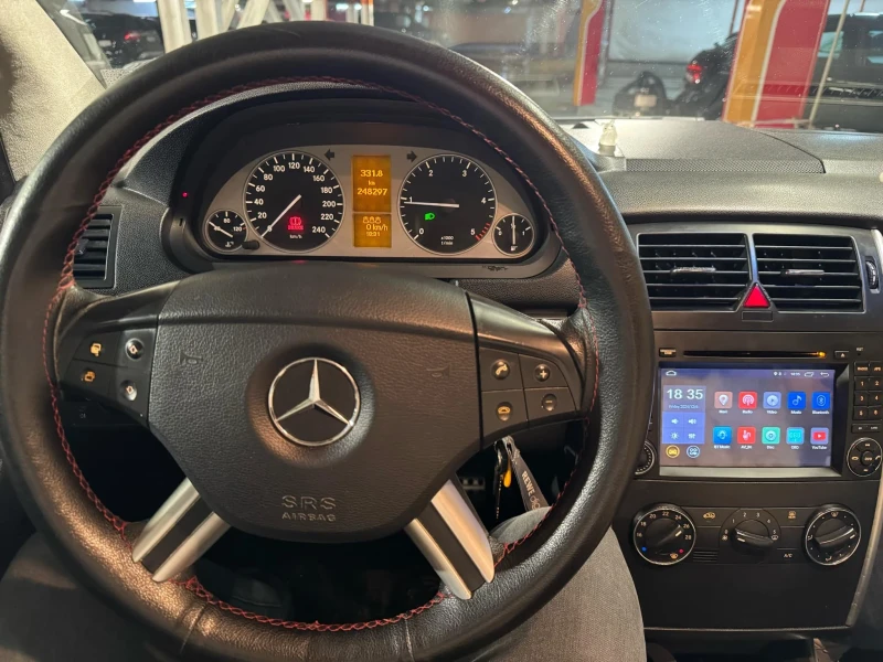 Mercedes-Benz B 200, снимка 9 - Автомобили и джипове - 51372169