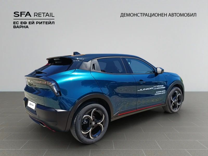 Alfa Romeo Junior SPECIALE Ibrida, снимка 5 - Автомобили и джипове - 51026635