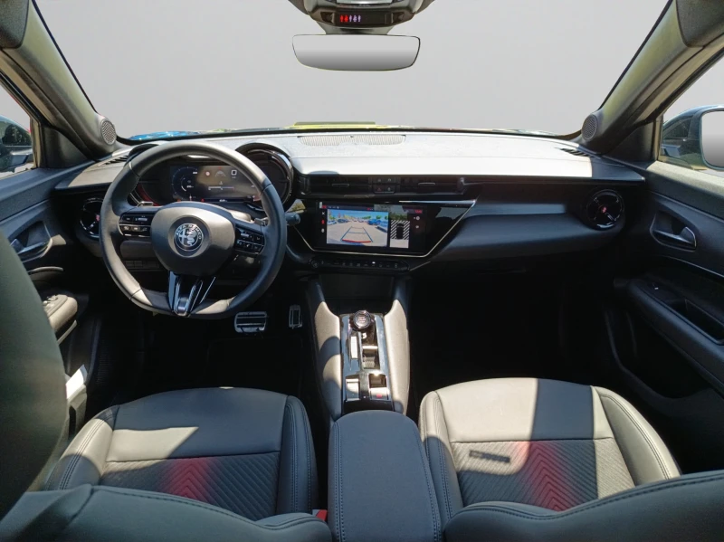 Alfa Romeo Junior SPECIALE Ibrida, снимка 13 - Автомобили и джипове - 51026635