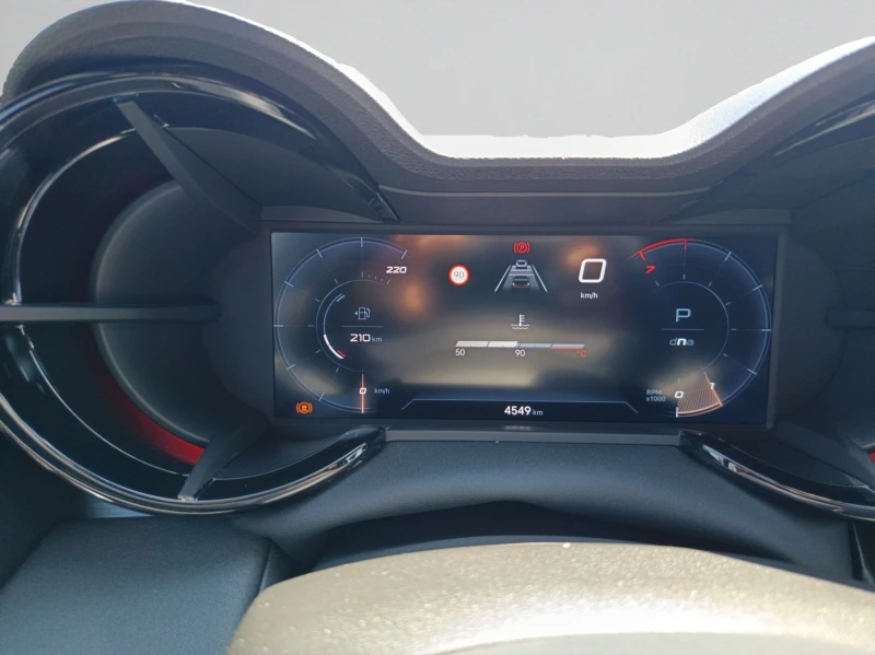 Alfa Romeo Junior SPECIALE Ibrida, снимка 9 - Автомобили и джипове - 51026635