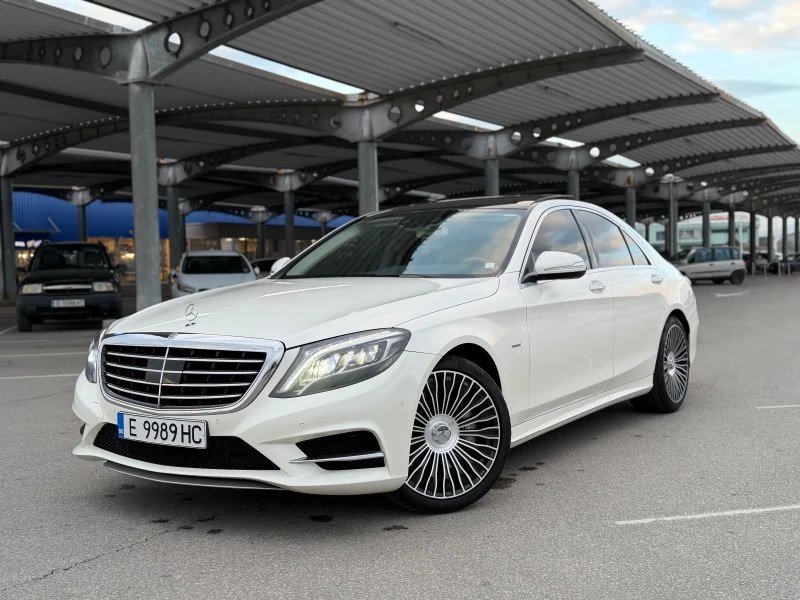 Mercedes-Benz S 350 AMG/EDITION1/DESIGNO/3xTV/2xPANO/Alcantara/FULL, снимка 4 - Автомобили и джипове - 53213760