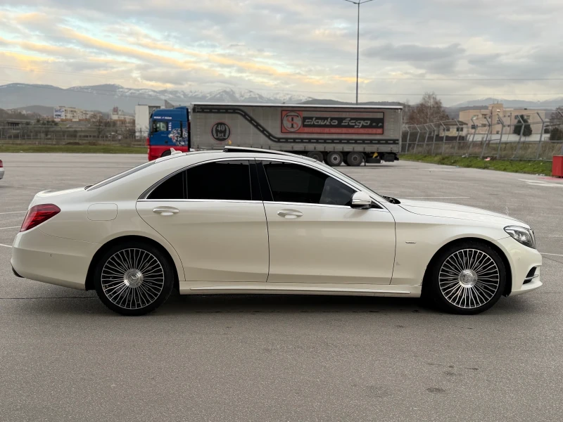 Mercedes-Benz S 350 AMG/EDITION1/DESIGNO/3xTV/2xPANO/Alcantara/FULL, снимка 5 - Автомобили и джипове - 53213760