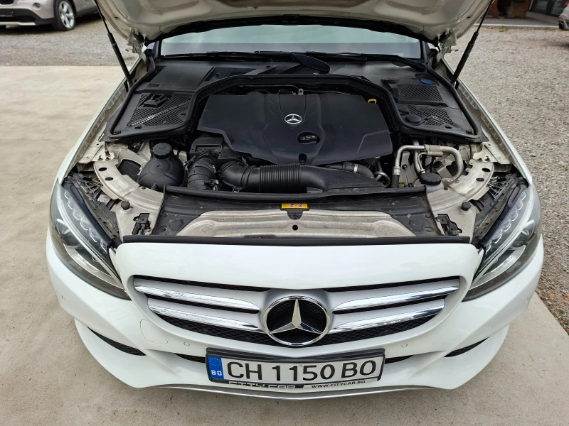 Mercedes-Benz C 220 4MATIC, снимка 17 - Автомобили и джипове - 53560637