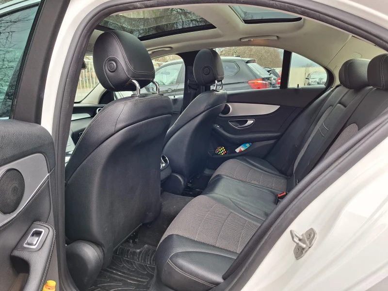 Mercedes-Benz C 220 4MATIC, снимка 11 - Автомобили и джипове - 53560637