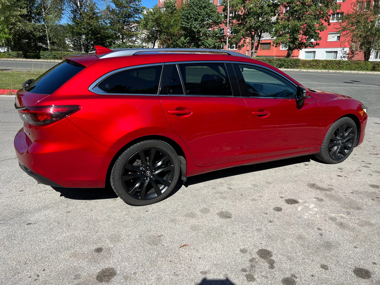 Mazda 6 SKYAVTIV 4x4 TECHNOLOGY FULL 2.2D - изображение 5