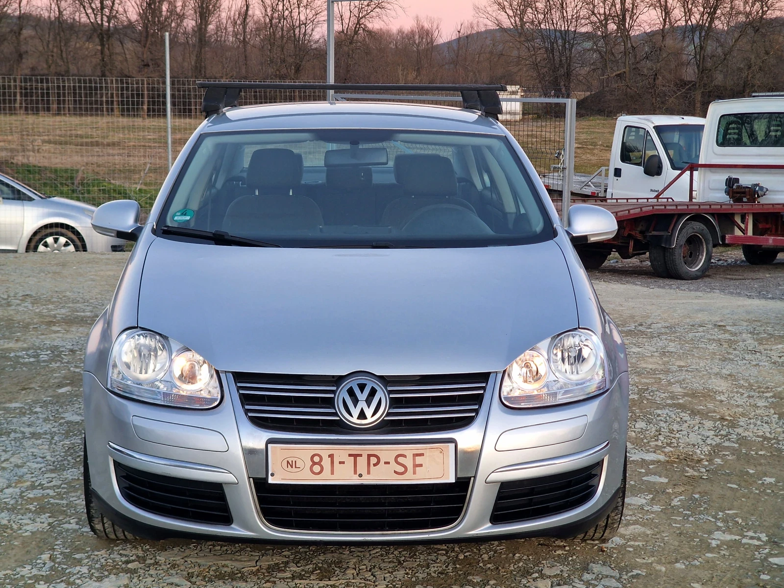 VW Jetta 1.6 MPI* УНИКАТ - изображение 2