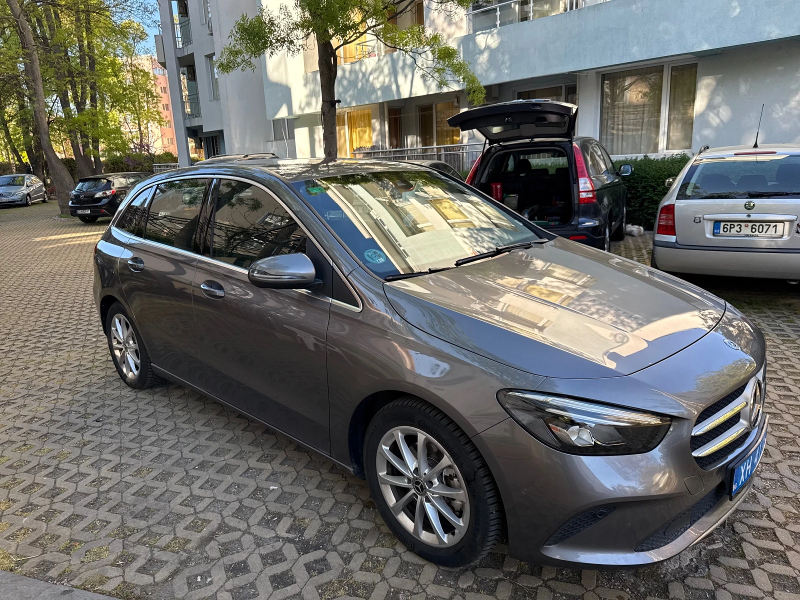 Mercedes-Benz B 180 B180d, W247 - изображение 3