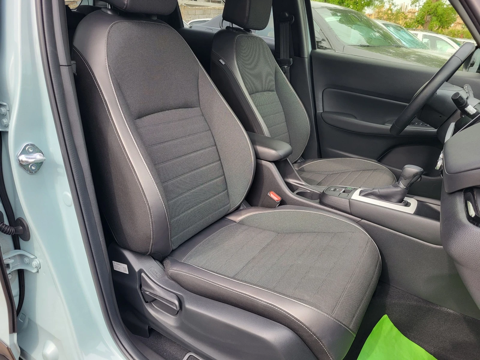 Honda Jazz CROSSTAR / HIBRID / FULL  - изображение 10