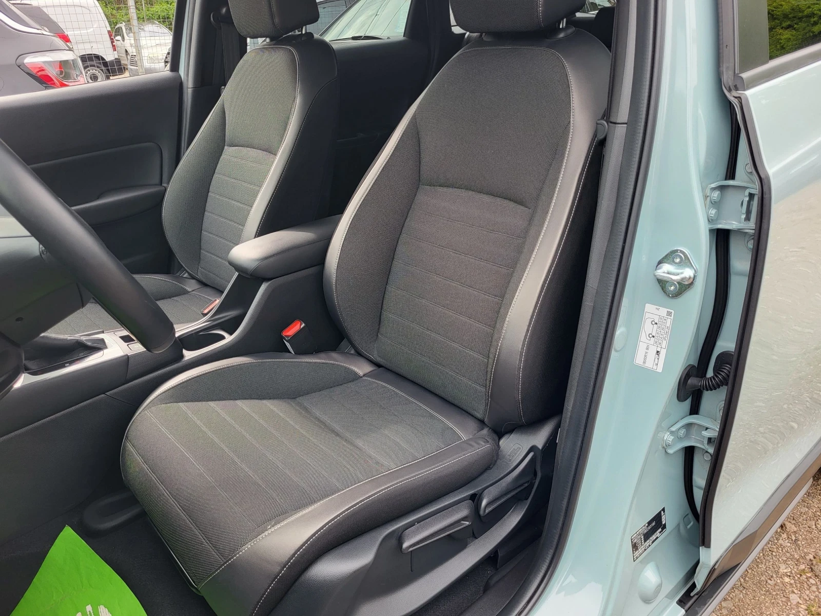 Honda Jazz CROSSTAR / HIBRID / FULL  - изображение 9