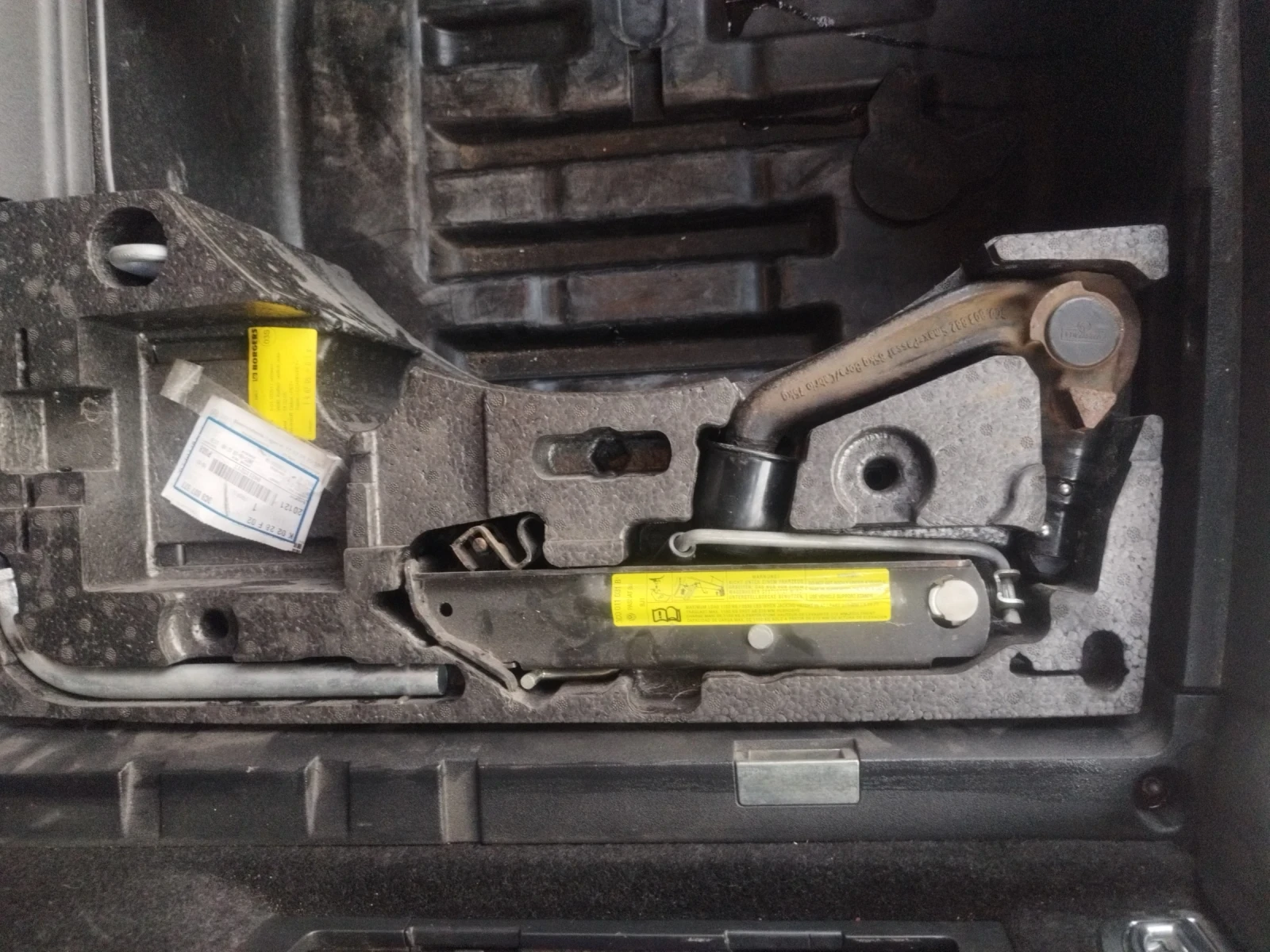 VW Passat B6  1.9 Tdi  105 hp | Mobile.bg   11