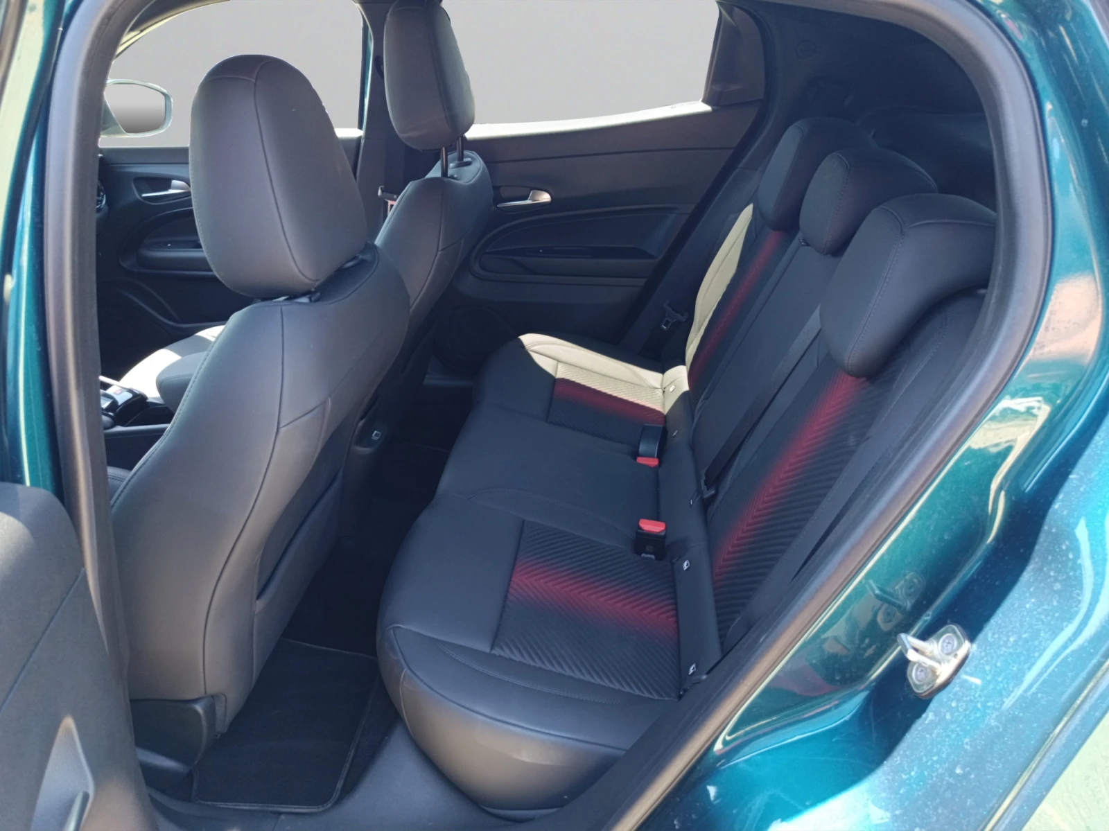 Alfa Romeo Junior SPECIALE Ibrida | Mobile.bg   15