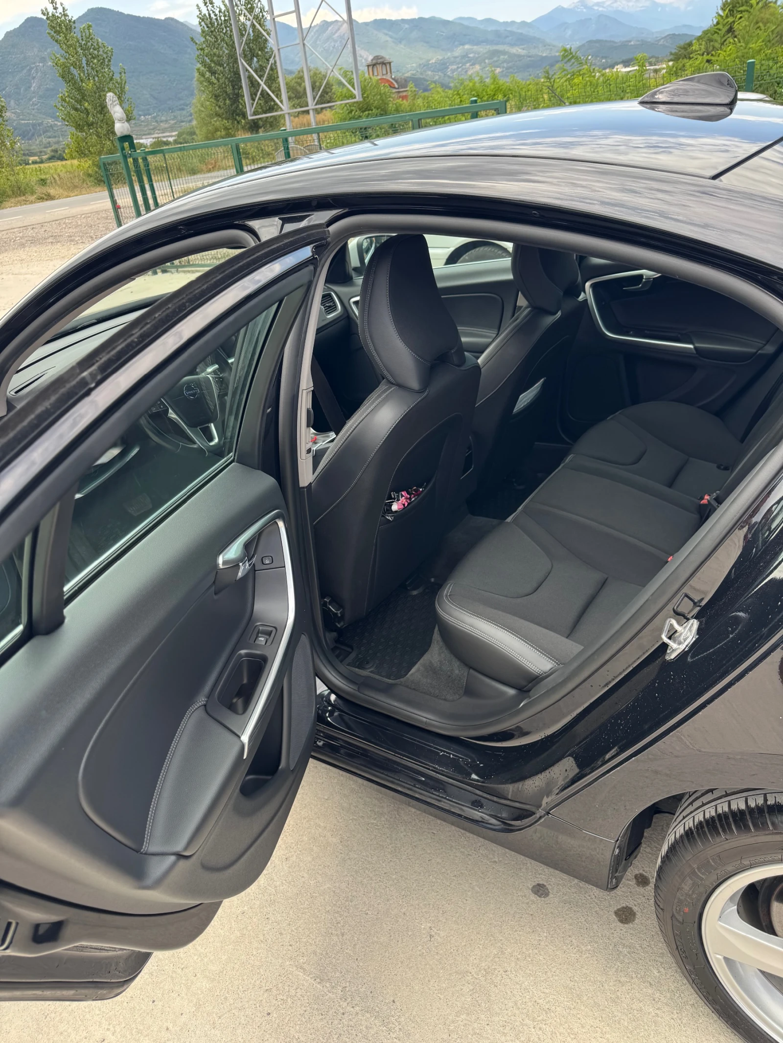 Volvo S60 2.0d bi turbo - изображение 8
