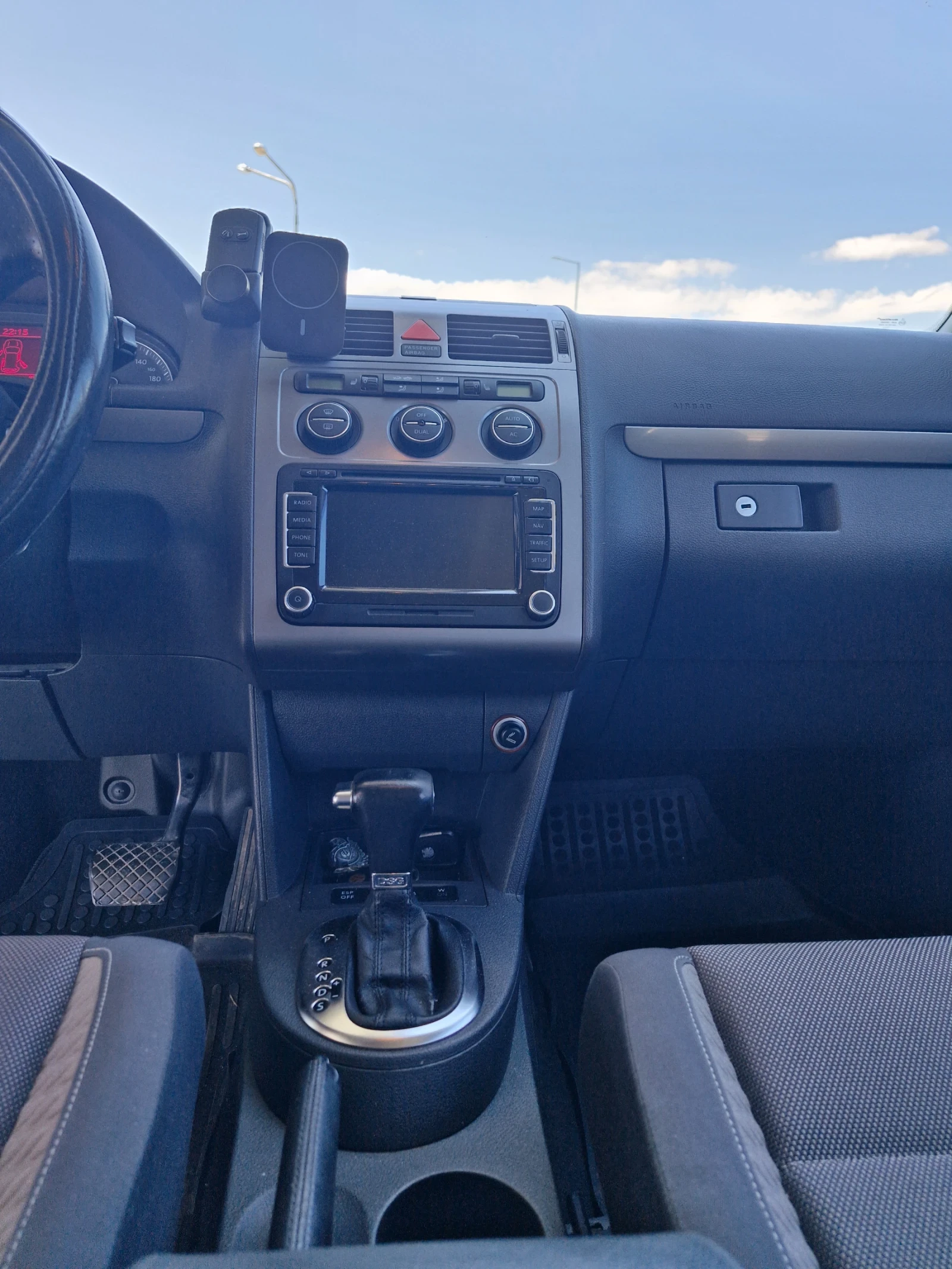 VW Touran CROSS TOURAN 170DSJ - изображение 10