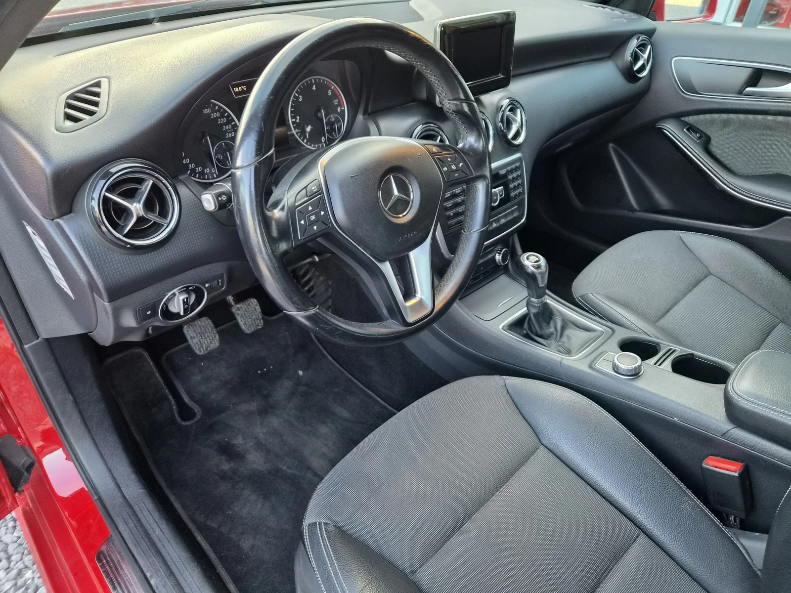 Mercedes-Benz A 180 CDI NAVI , снимка 9 - Автомобили и джипове - 51835718