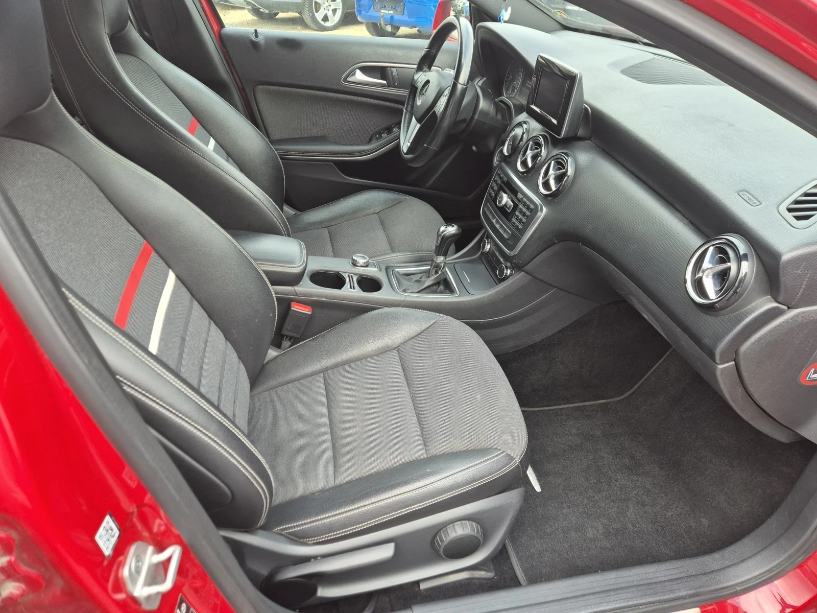 Mercedes-Benz A 180 CDI NAVI , снимка 8 - Автомобили и джипове - 51835718