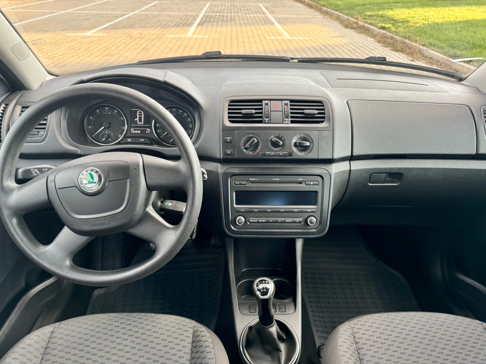 Skoda Roomster 1.2 бензин сменени вериги | Mobile.bg — изображение 9
