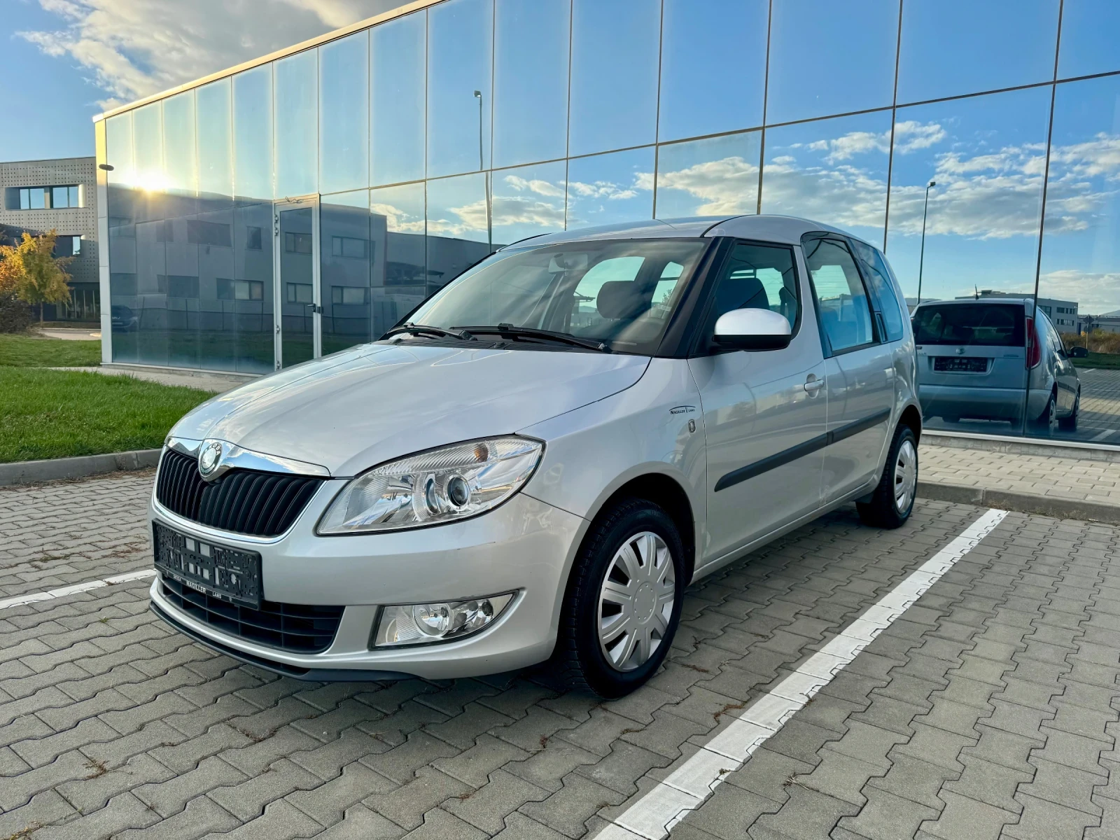 Skoda Roomster 1.2 бензин сменени вериги | Mobile.bg — изображение 3