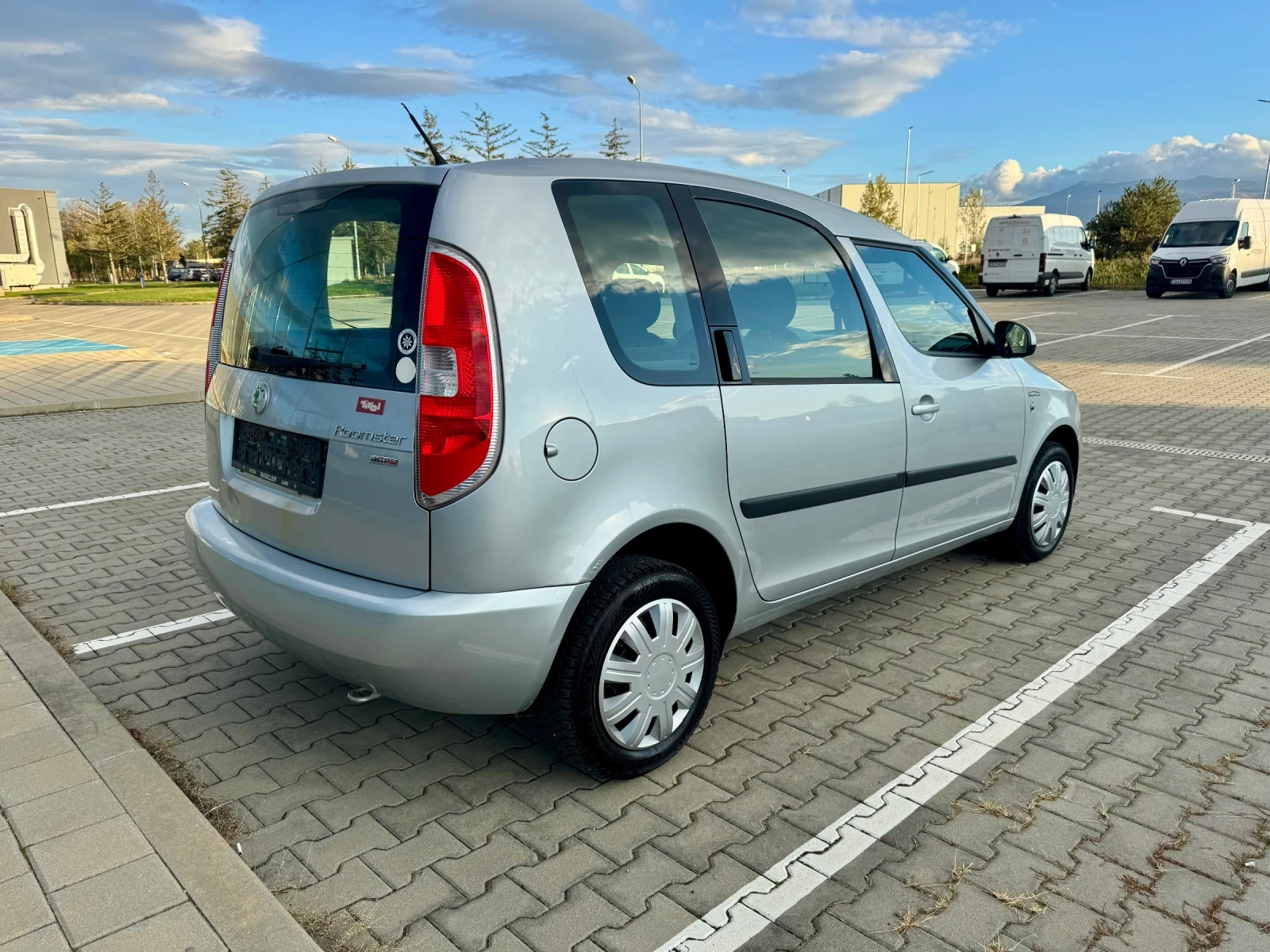 Skoda Roomster 1.2 бензин сменени вериги | Mobile.bg — изображение 4
