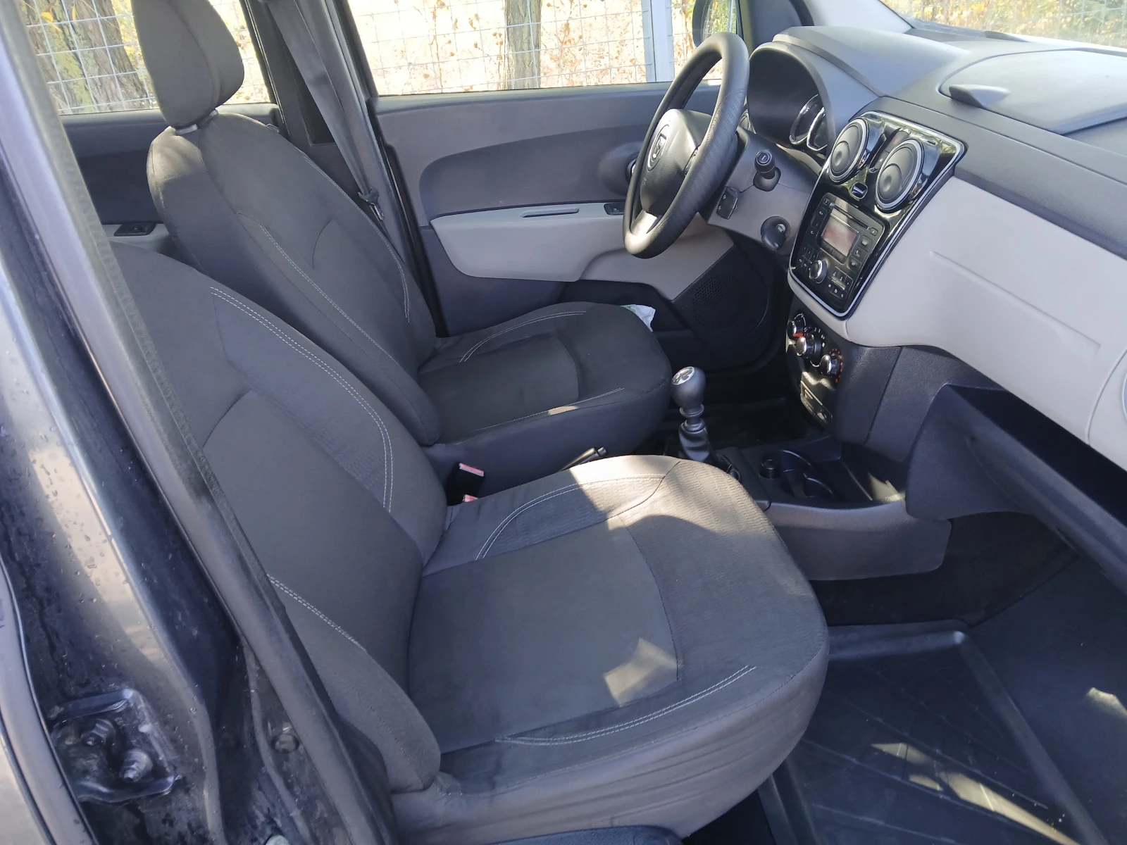 Dacia Lodgy  1.5dci-7места - изображение 6