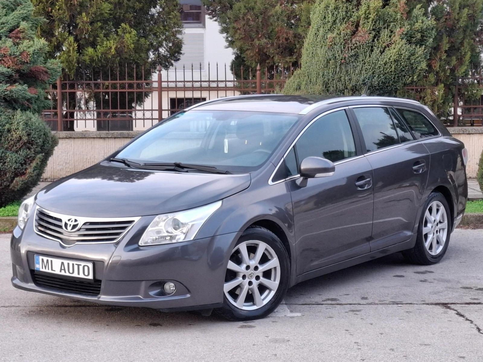 Toyota Avensis 2.0D4D 126hp * ANDROID * КЛИМАТРОНИК * ЛИЗИНГ  *  - изображение 3