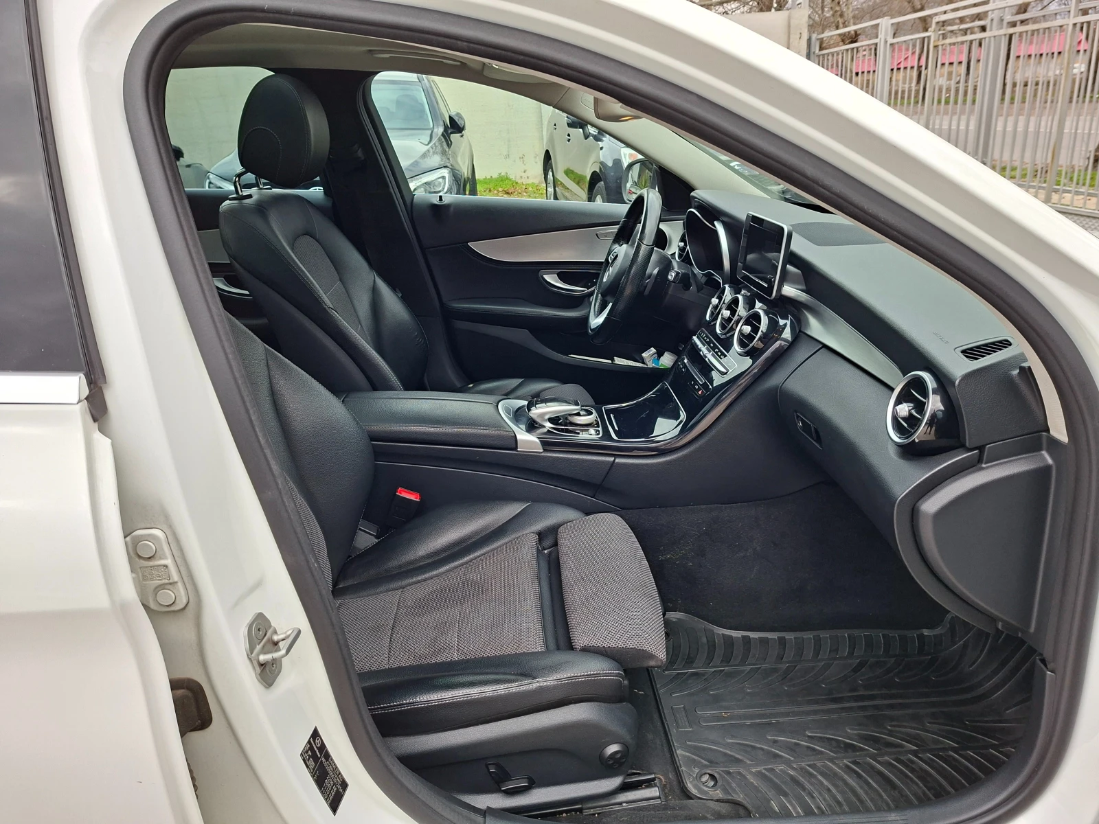 Mercedes-Benz C 220 4MATIC | Mobile.bg � ����������� 14