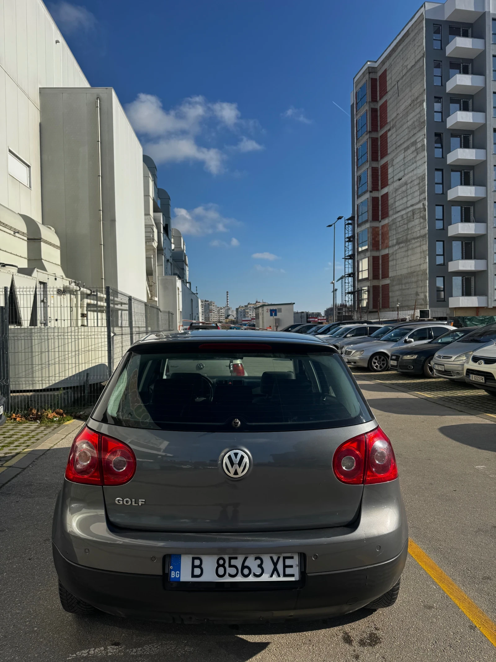 VW Golf 1.4 i, снимка 3 - Автомобили и джипове - 53721642