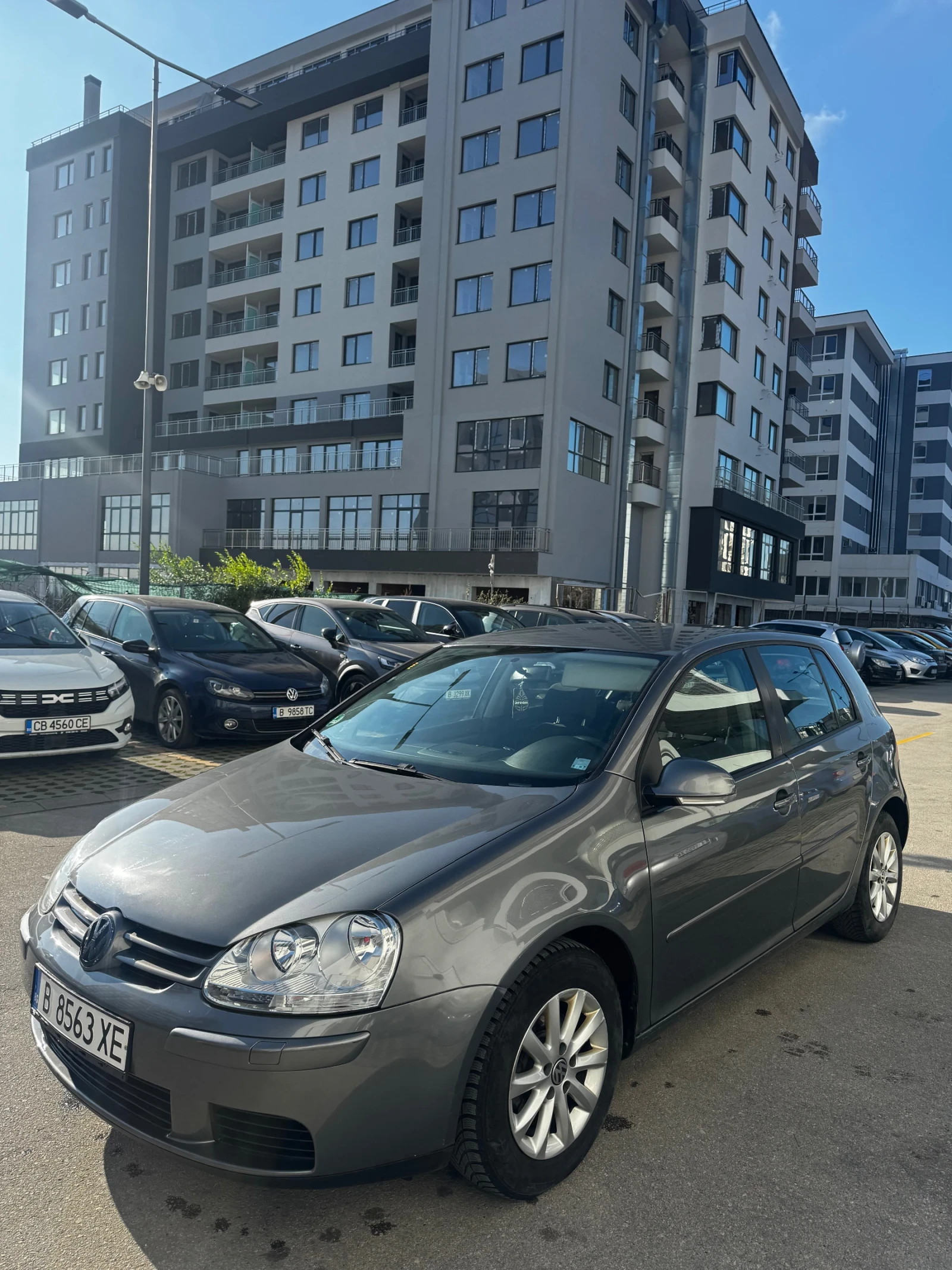 VW Golf 1.4 i, снимка 2 - Автомобили и джипове - 53721642