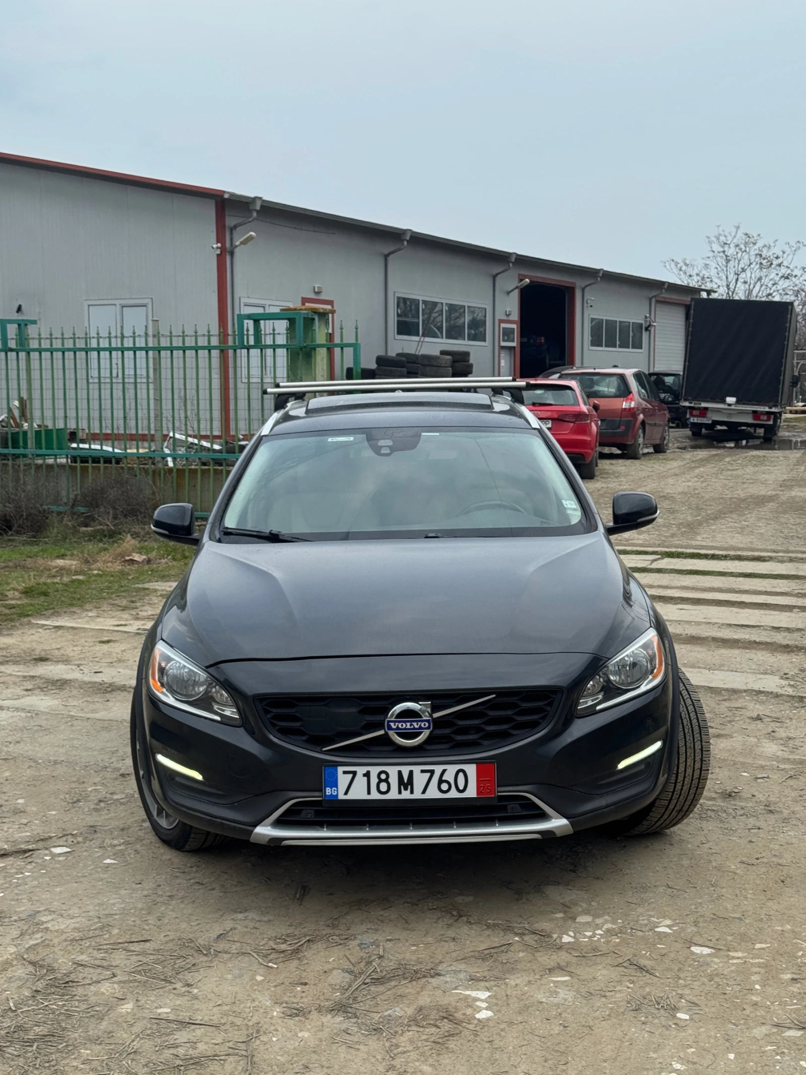 Volvo V60 Cross Country, снимка 2 - Автомобили и джипове - 53799705