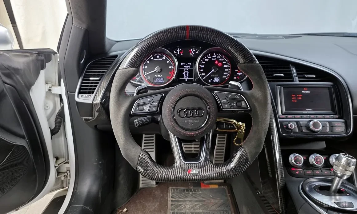 Audi R8, снимка 10 - Автомобили и джипове - 54009326