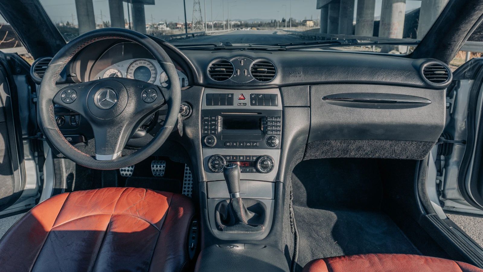 Mercedes-Benz CLK, снимка 5 - Автомобили и джипове - 54032144