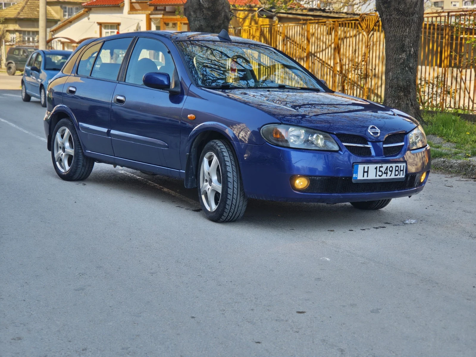 Nissan Almera 1.5dci, снимка 3 - Автомобили и джипове - 54295443