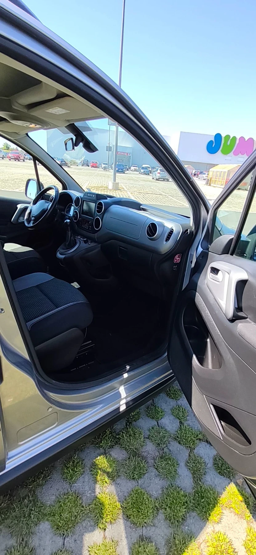 Peugeot Partner OUTDOOR, снимка 7 - Автомобили и джипове - 54594513