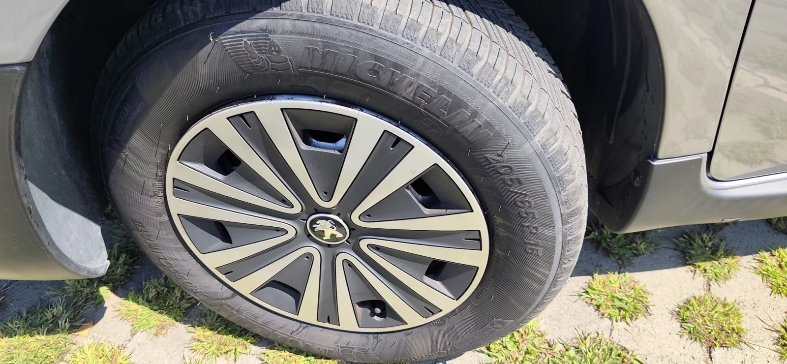 Peugeot Partner OUTDOOR, снимка 15 - Автомобили и джипове - 54594513