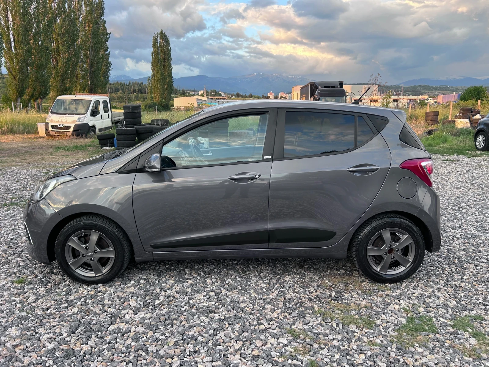 Hyundai I10 1.2  LED PASSION EURO 6 , снимка 2 - Автомобили и джипове - 54743404