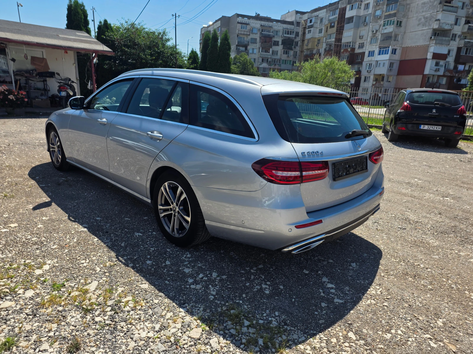 Mercedes-Benz E 200 2.0D, снимка 7 - Автомобили и джипове - 54870780