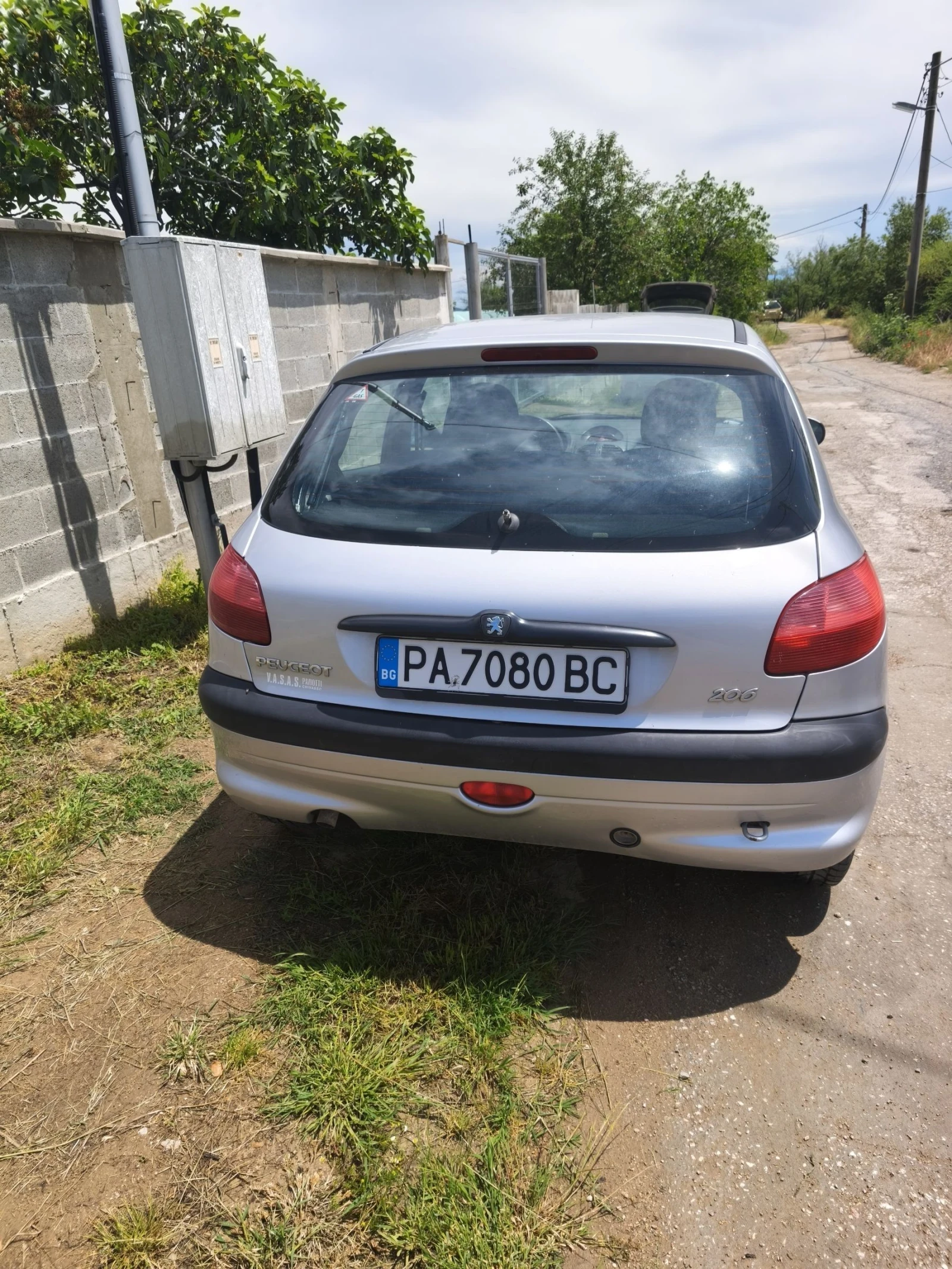 Peugeot 206 1.4 бензин/газ, снимка 3 - Автомобили и джипове - 54920874