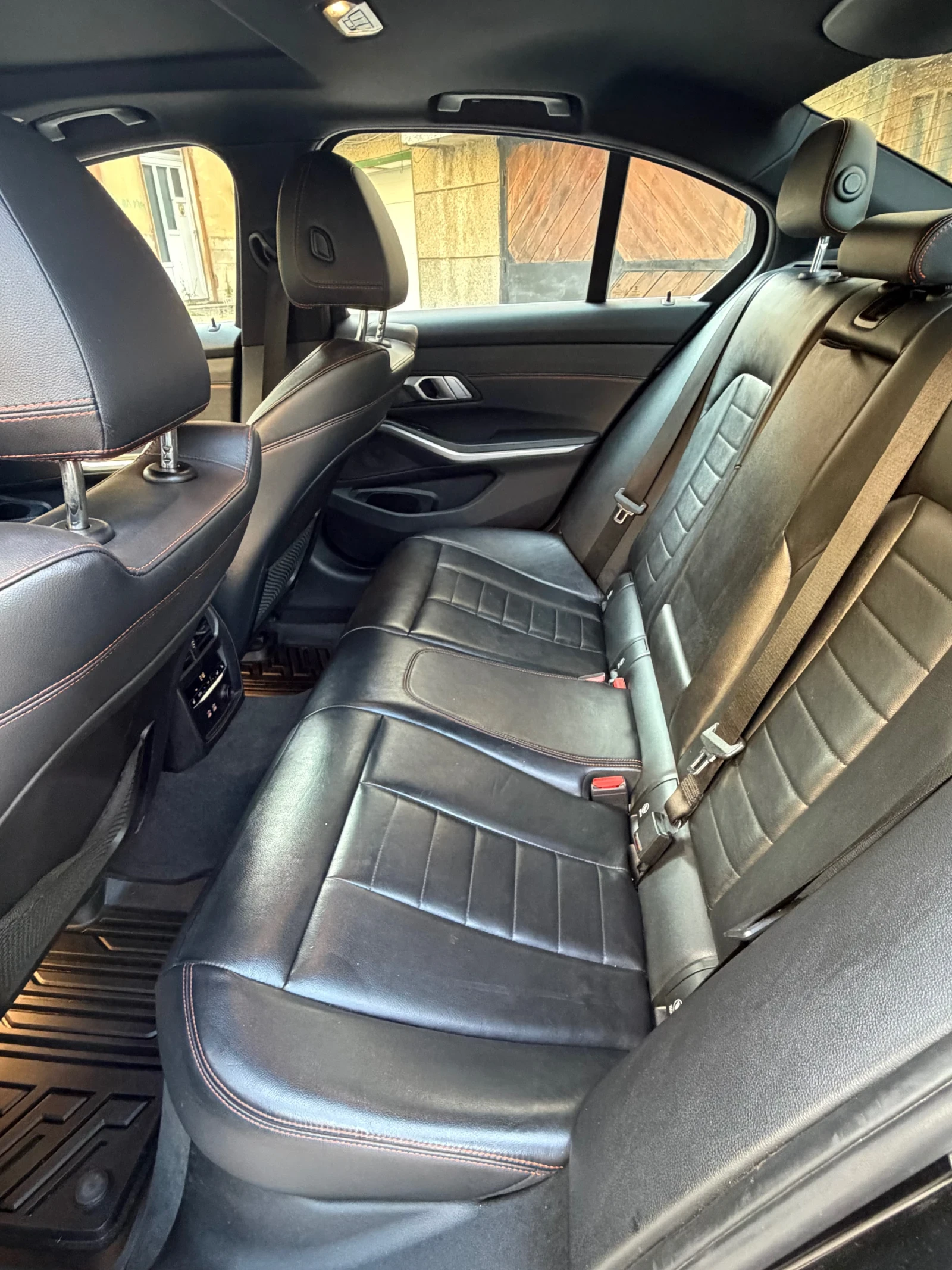 BMW 330, снимка 11 - Автомобили и джипове - 55328734