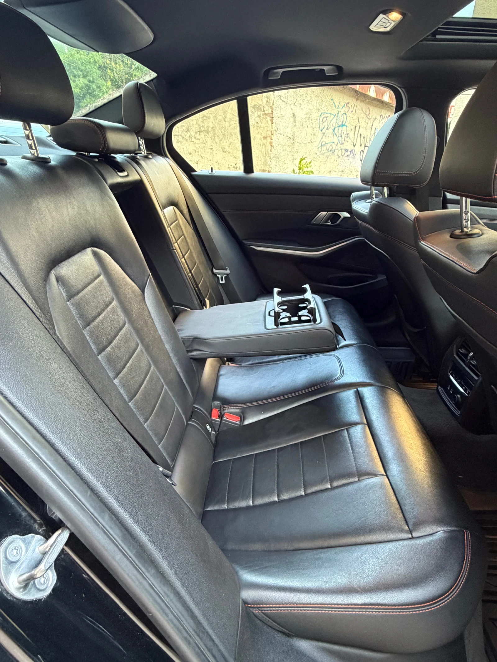 BMW 330, снимка 12 - Автомобили и джипове - 55328734