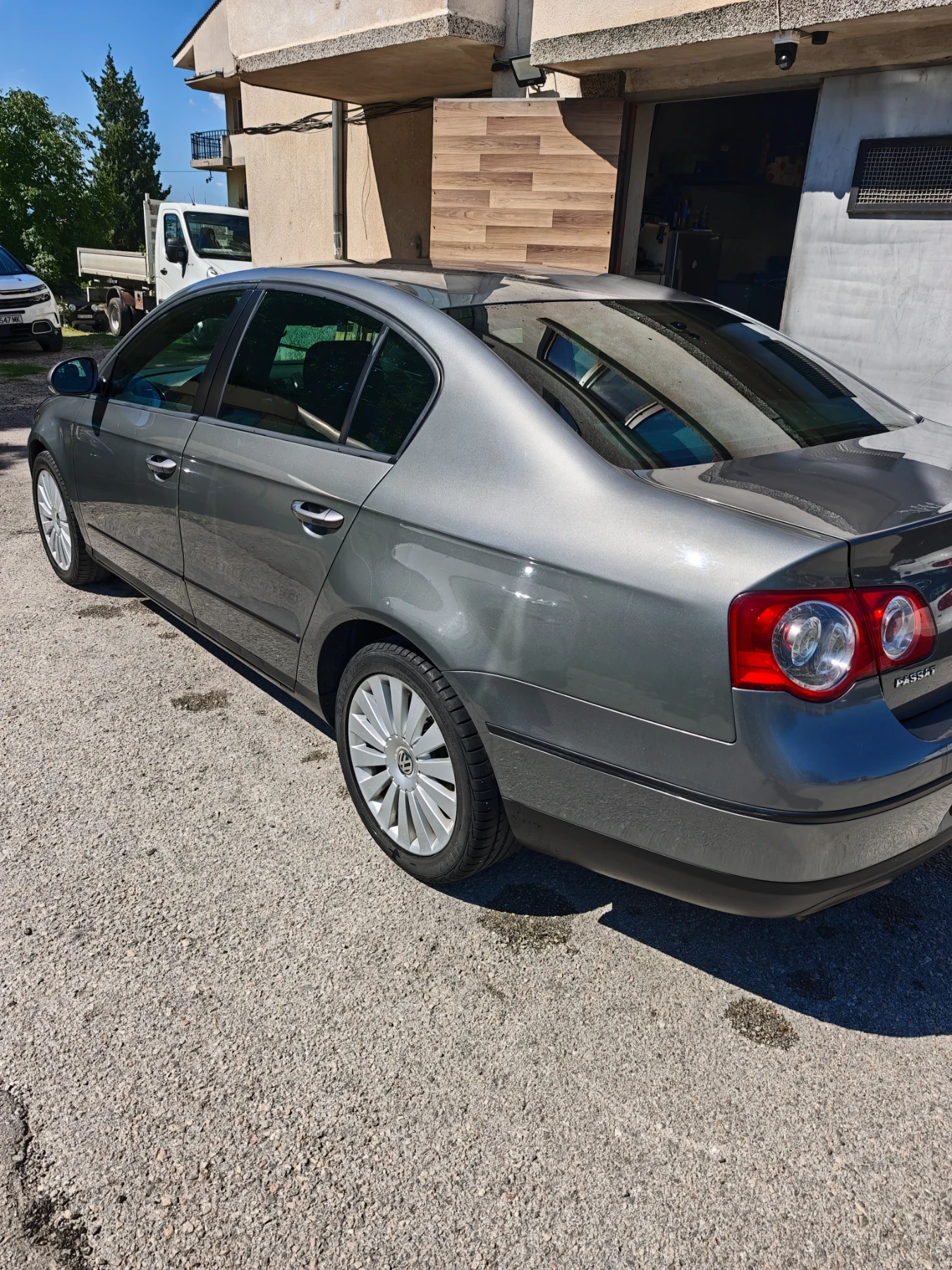VW Passat, снимка 4 - Автомобили и джипове - 55423347