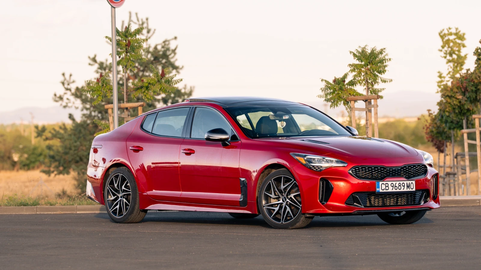 Kia Stinger, снимка 8 - Автомобили и джипове - 56008394
