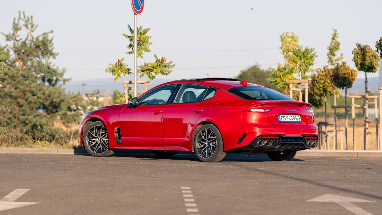 Kia Stinger, снимка 4 - Автомобили и джипове - 56008394