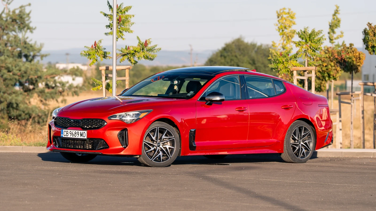 Kia Stinger, снимка 2 - Автомобили и джипове - 56008394