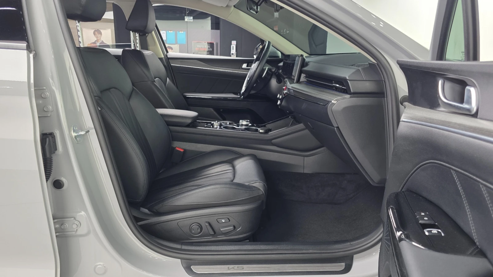 Kia K5 2.0 LPI Signature, снимка 11 - Автомобили и джипове - 56103034