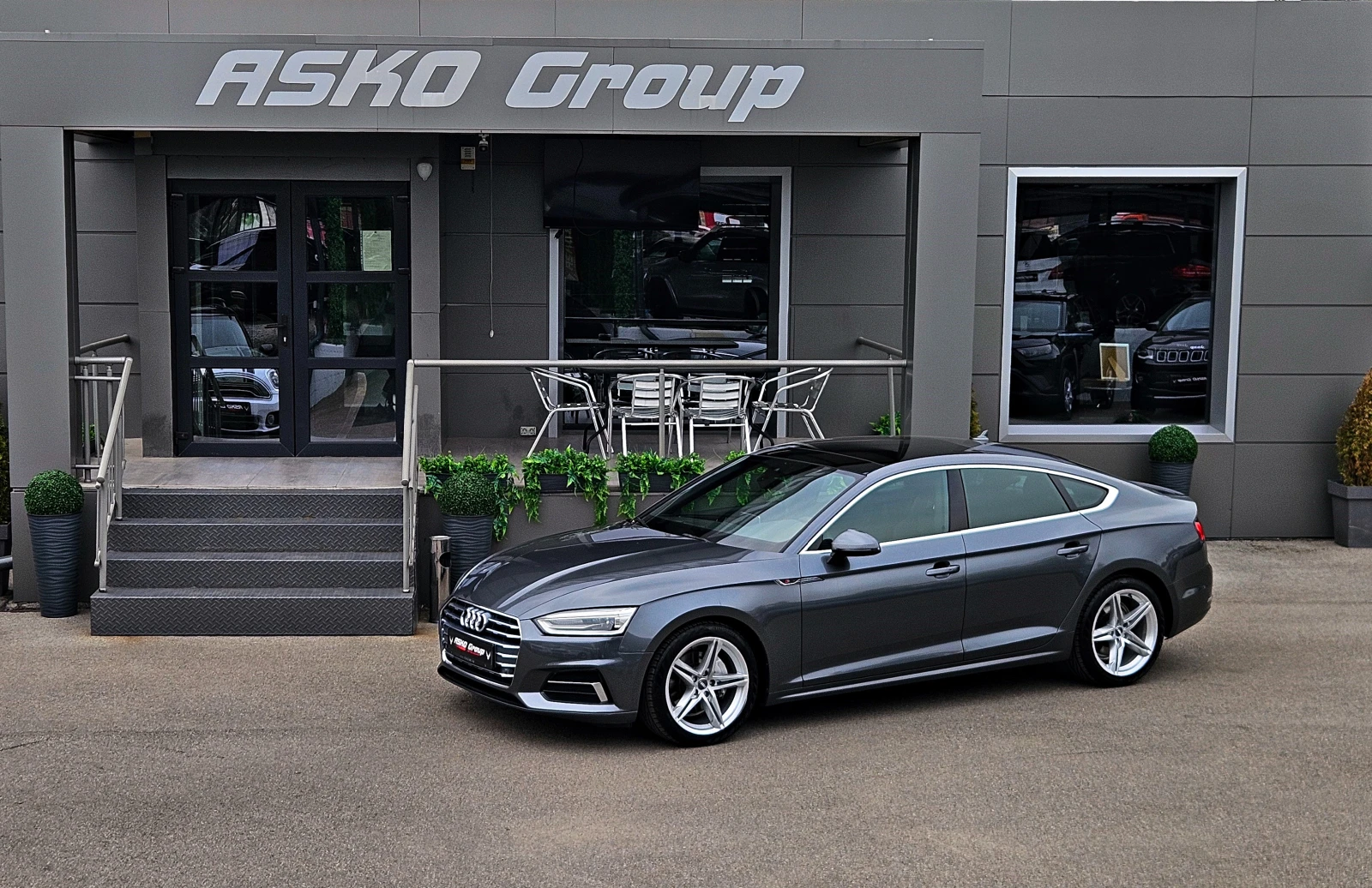 Audi A5 MATRIX/S-LINE/LED/DIGITAL/PANO/AMBIEN/CAR PLAY/LIZ, снимка 17 - Автомобили и джипове - 56220909