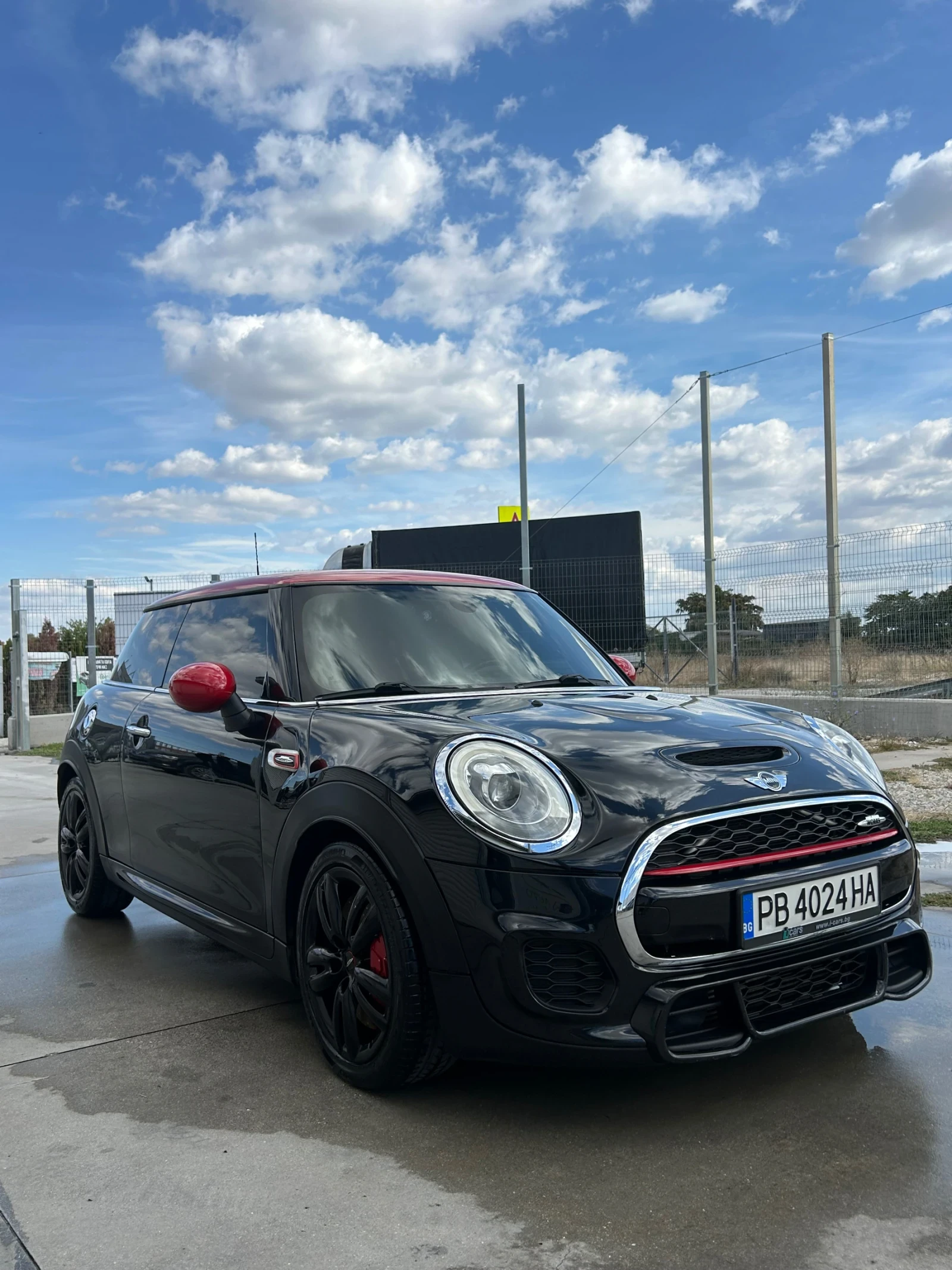 Mini John Cooper Works, снимка 2 - Автомобили и джипове - 56382401