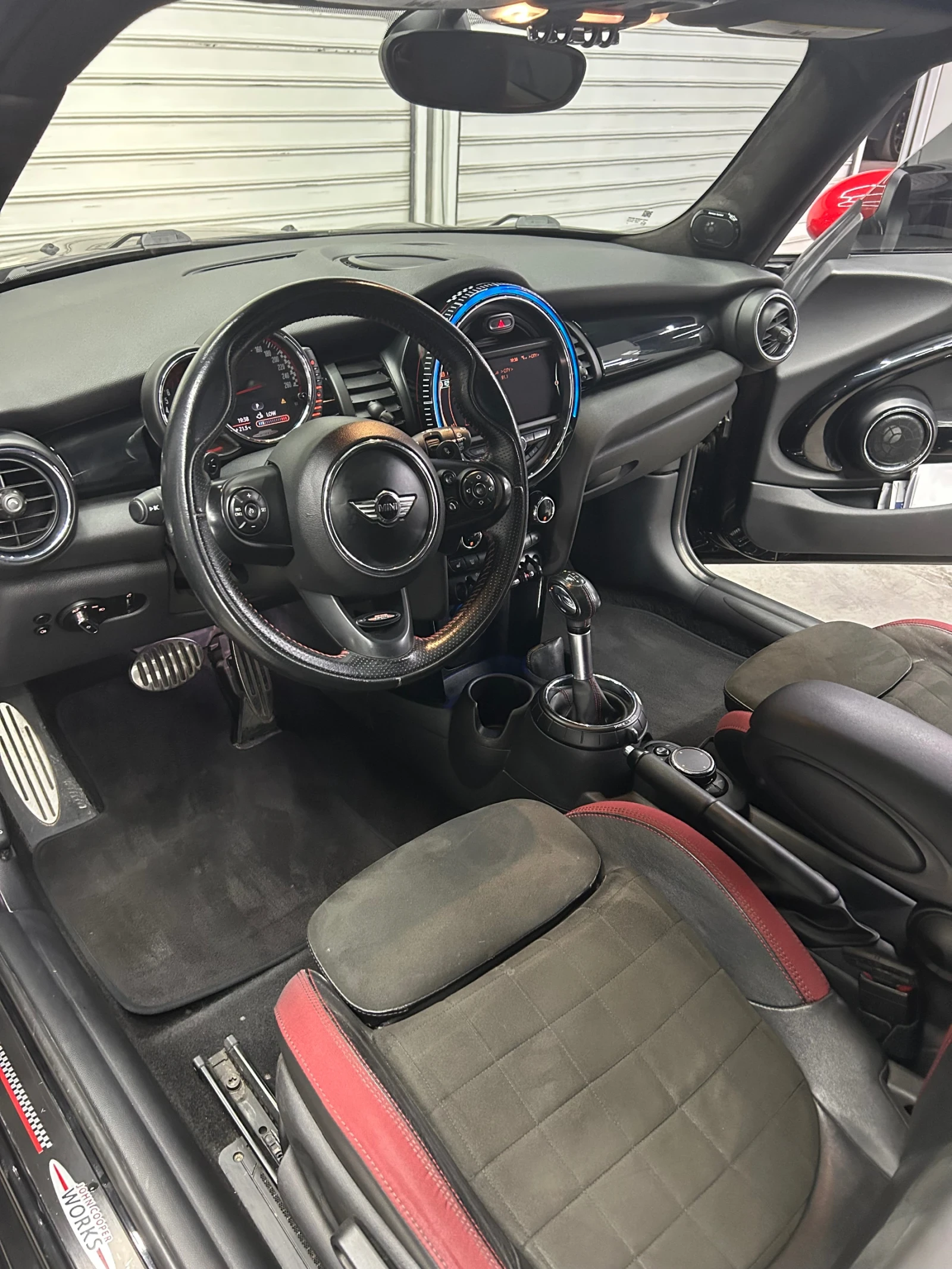 Mini John Cooper Works, снимка 9 - Автомобили и джипове - 56382401
